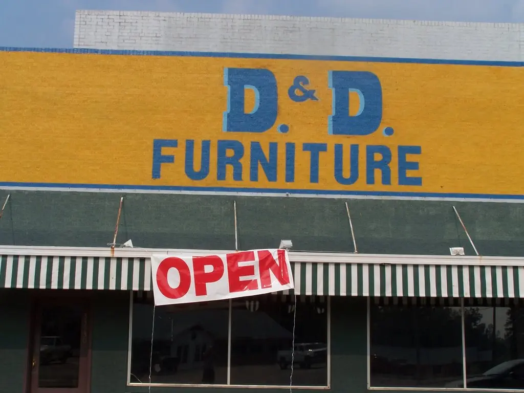 D & D Furniture Factory Outlet