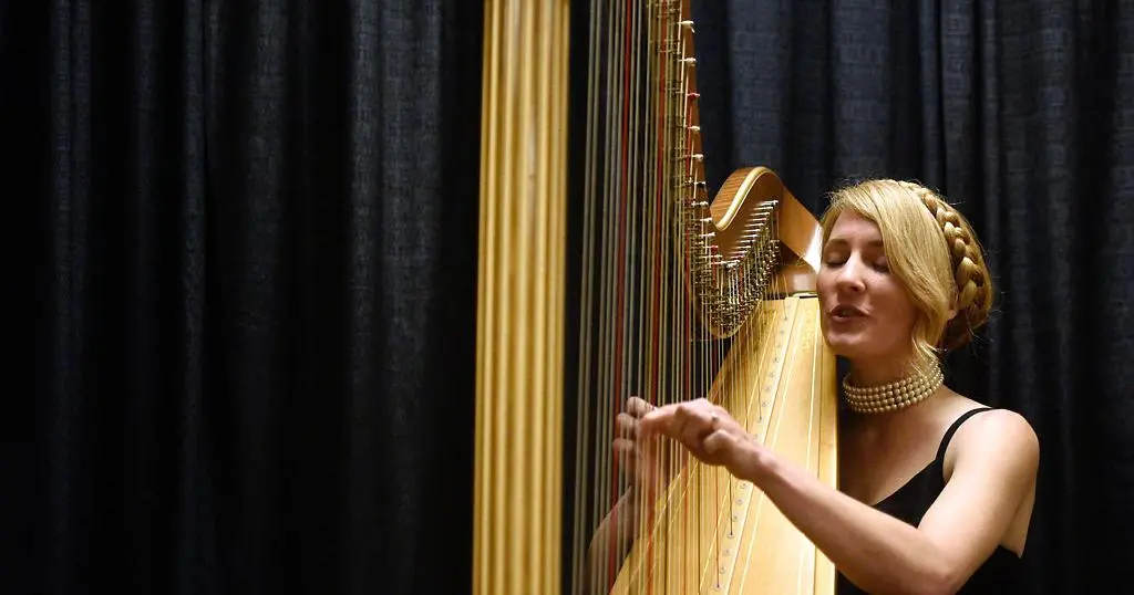 Harpist of the South