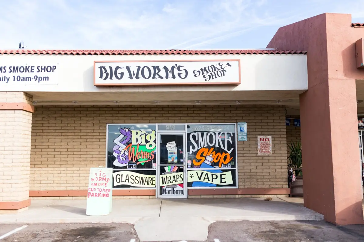 Big Worms Smoke Shop