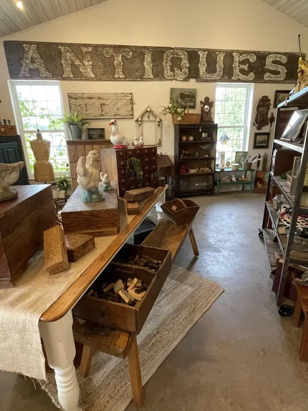 Brambles and Bailey Antiques and Vintage