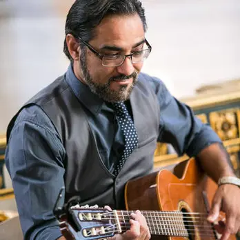 Acoustic Spanish Guitarist Music Weddings - Jay Alvarez