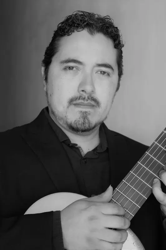 Jose Rodriguez Guitarist