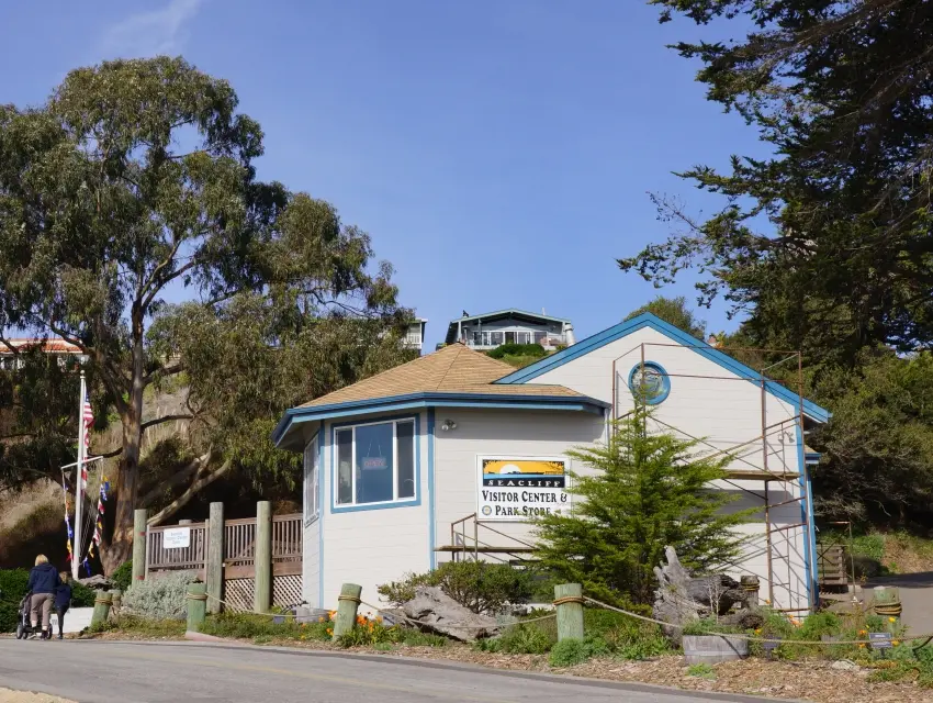 Seacliff Visitor Center & Park Store