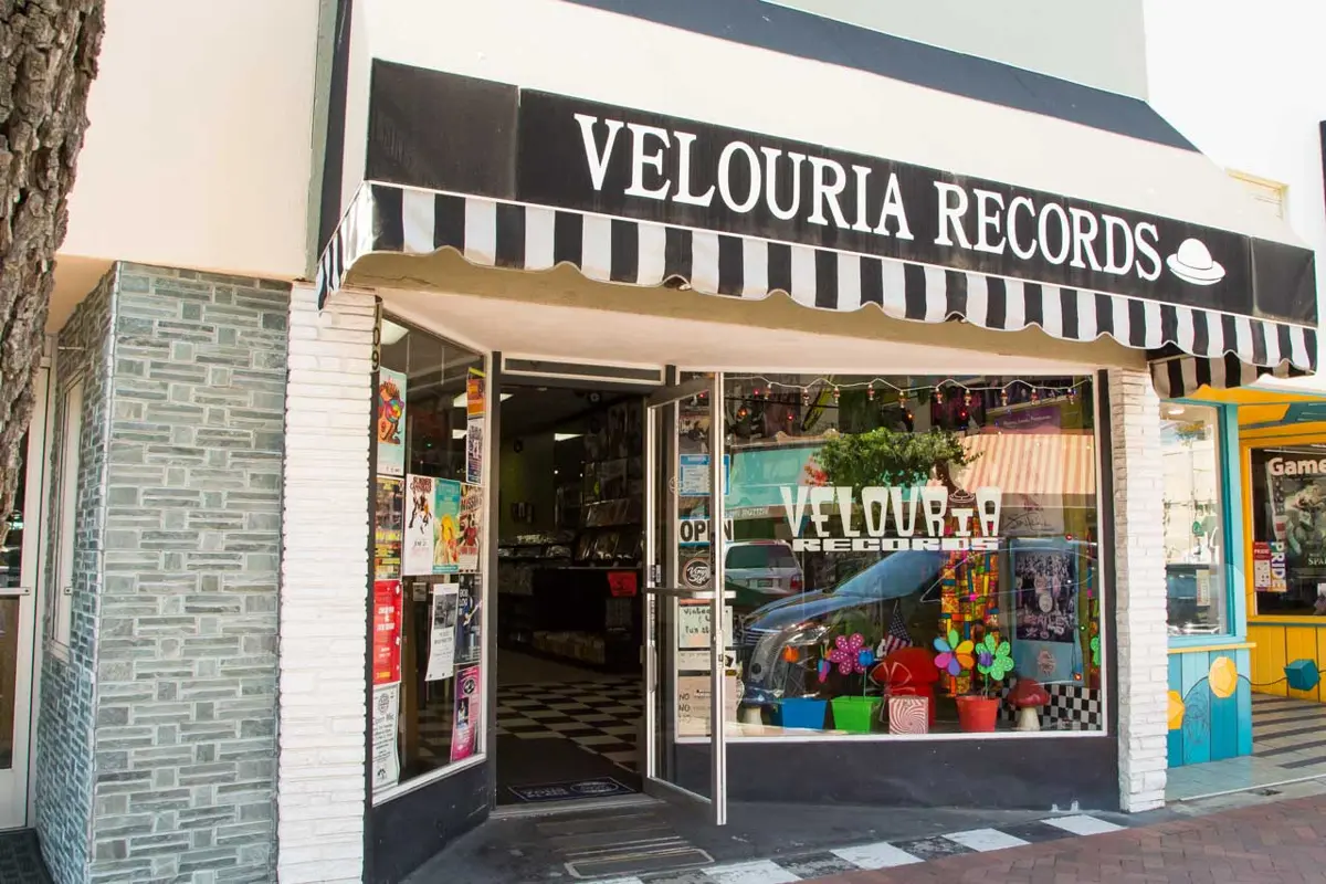 Velouria Records