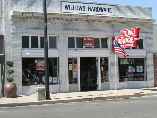Willows Hardware