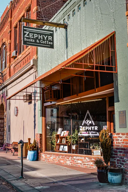Zephyr Books & Coffee