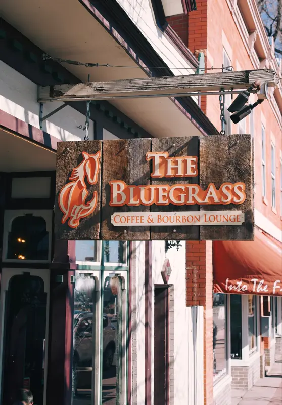 The Bluegrass Lounge - Olde Town
