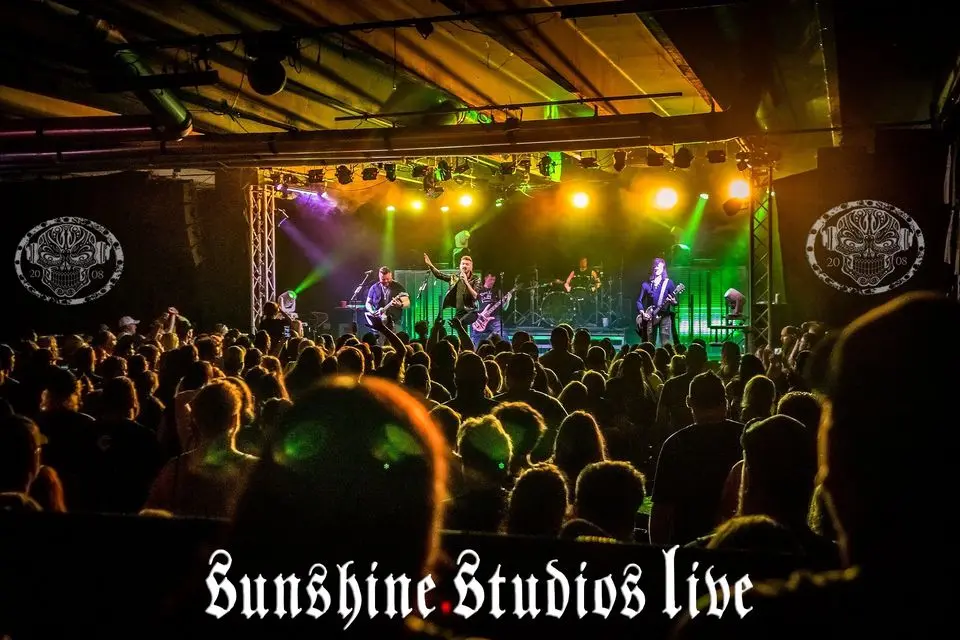Sunshine Studios Live