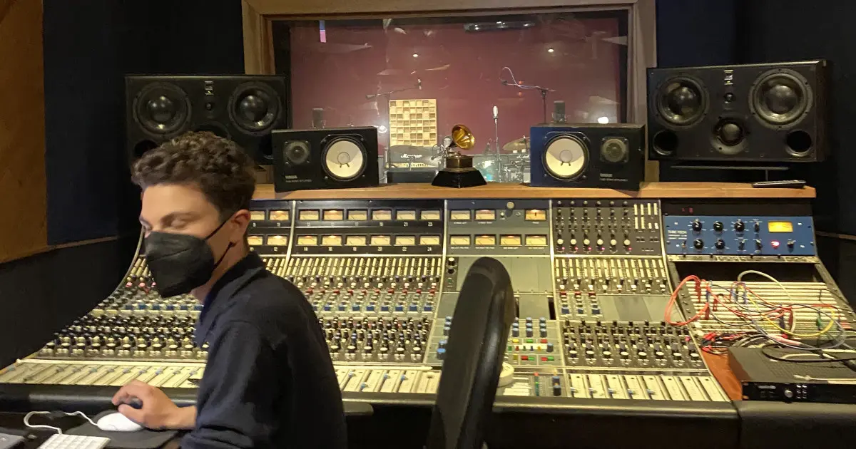 Noah Taylor - Mix Engineer - The Library Recording Studio