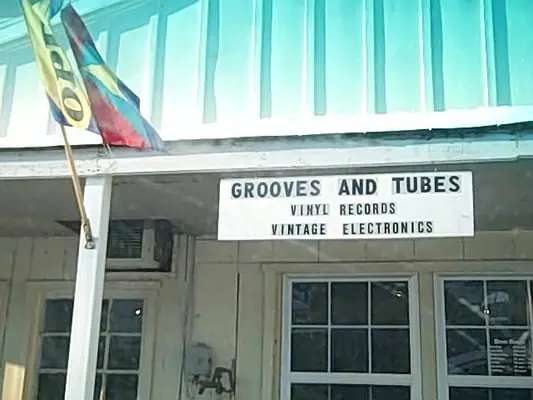 Grooves & Tubes