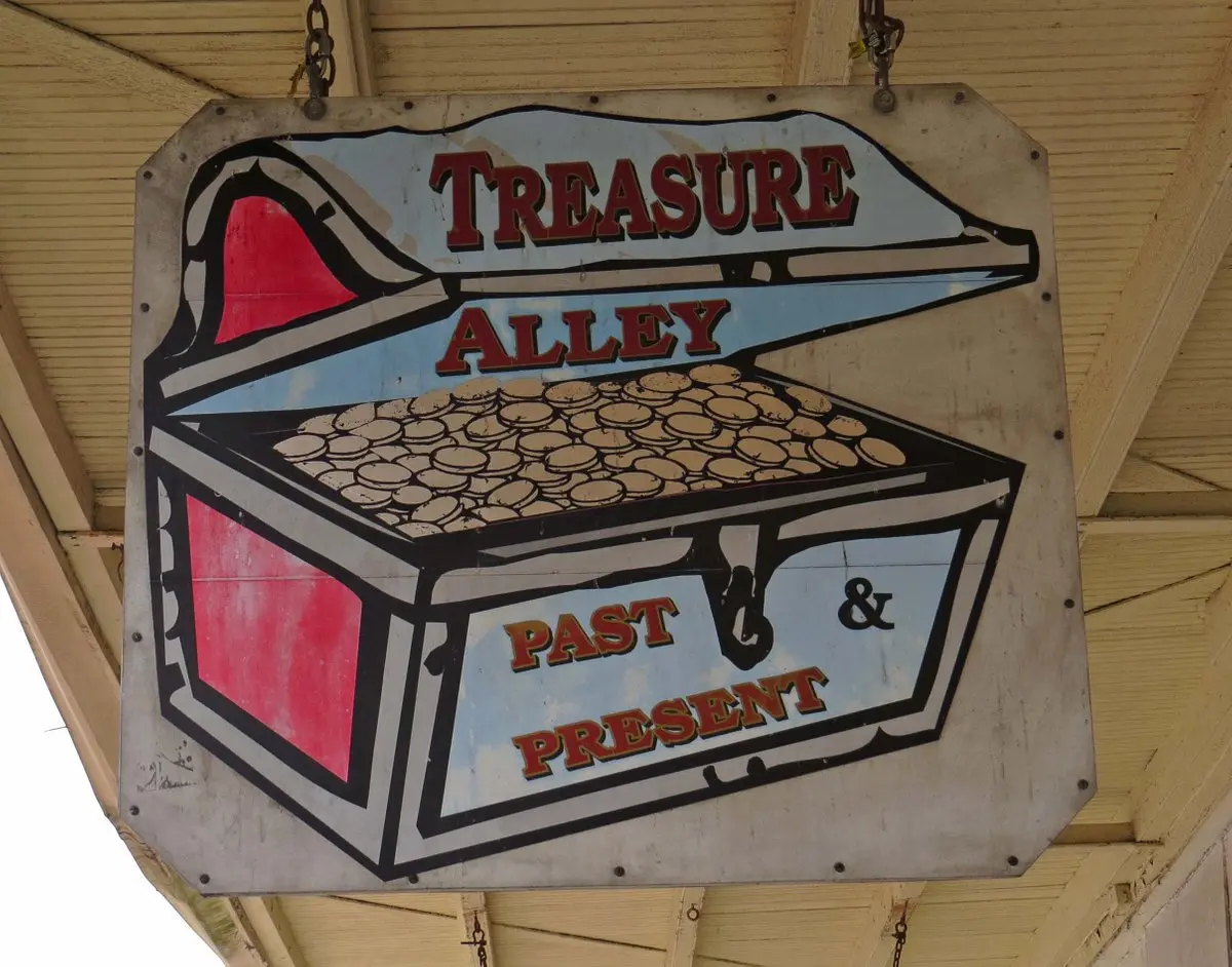 Treasure Alley