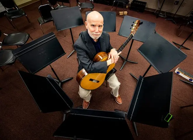 Robert Phillips, Classical Guitarist