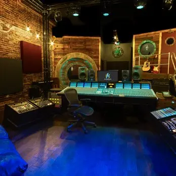 River Robin Music Studio