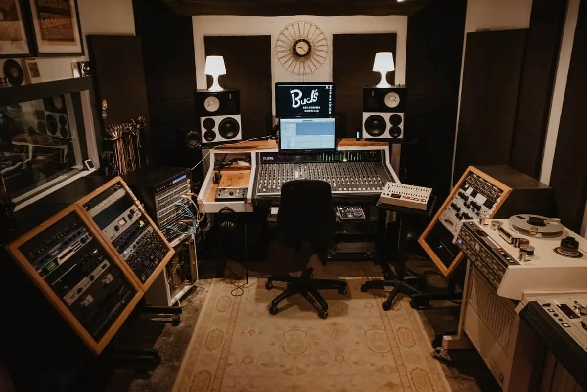 Plus Music Studio