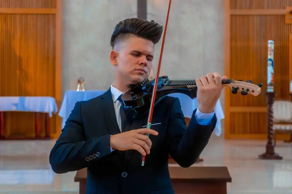 Violin Miami Marcos del Risco