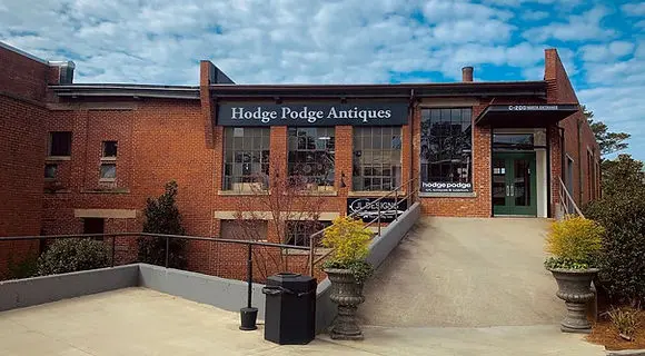 Hodge Podge Antique & Vintage