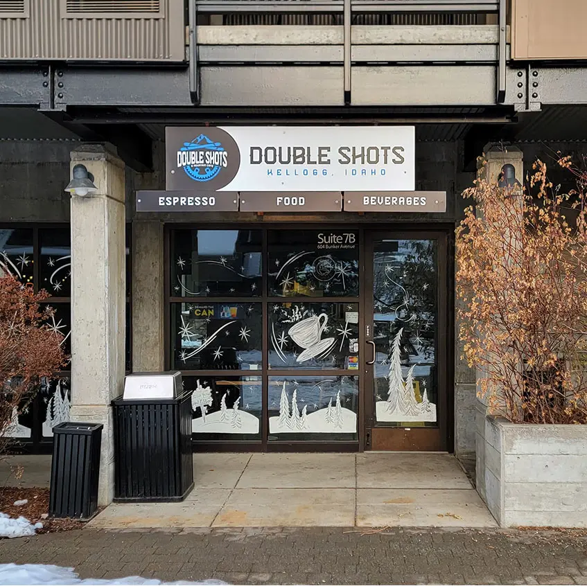 Double Shots - A Mountain Cafe