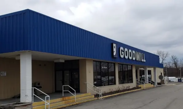 Goodwill Lincoln IL - Land of Lincoln Goodwill Industries